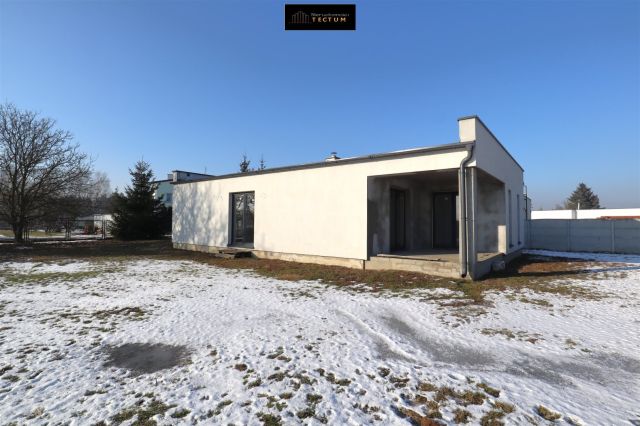 dom wolnostojący, 4 pokoje Srebrna Góra. Zdjęcie 3