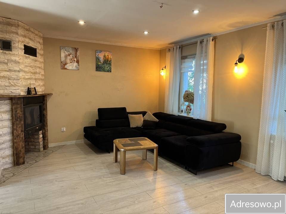 dom wolnostojący, 1 pokój Rozwory. Zdjęcie 2