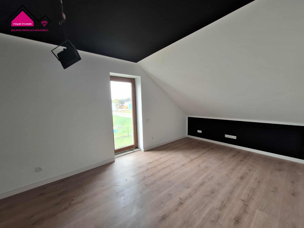 bliźniak, 3 pokoje Rumin. Zdjęcie 22