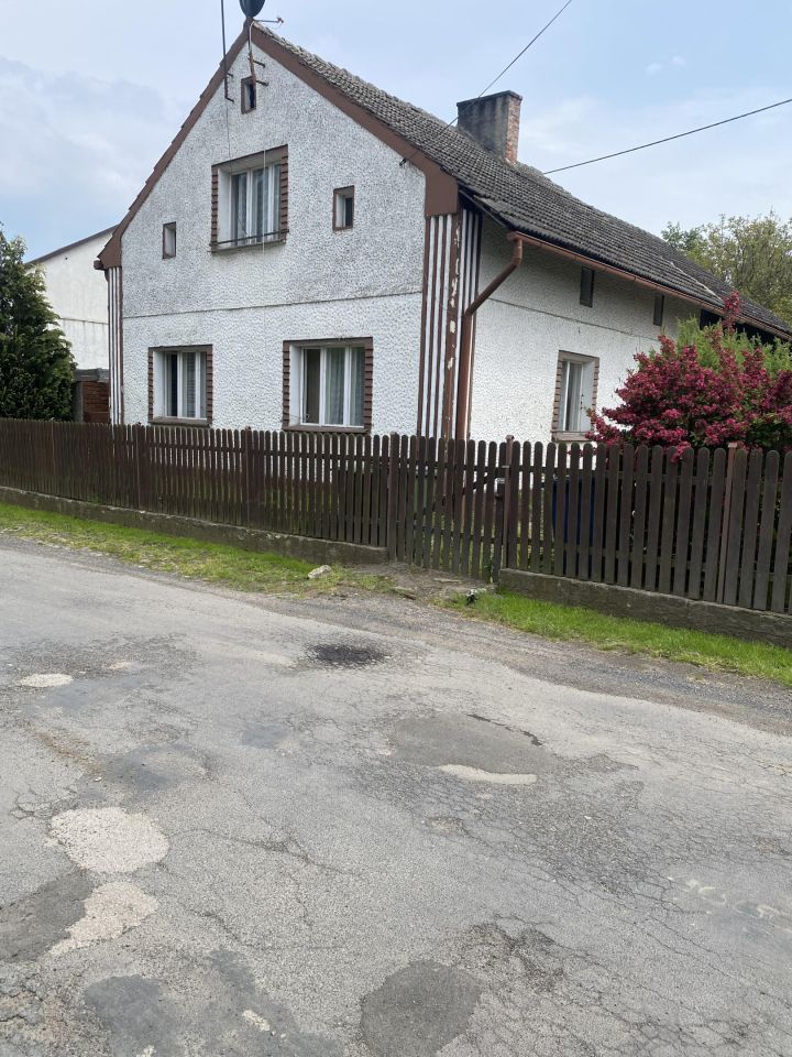 dom wolnostojący, 3 pokoje Ściborzyce Małe. Zdjęcie 1