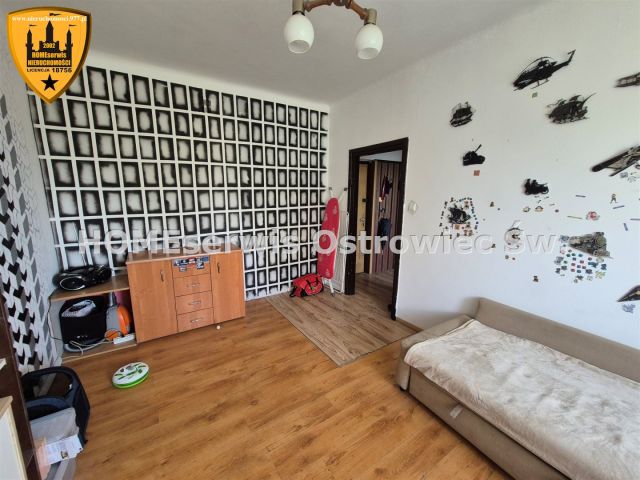 Mieszkanie 1-pokojowe Ostrowiec Świętokrzyski Huta, ul. Romualda Traugutta. Zdjęcie 1