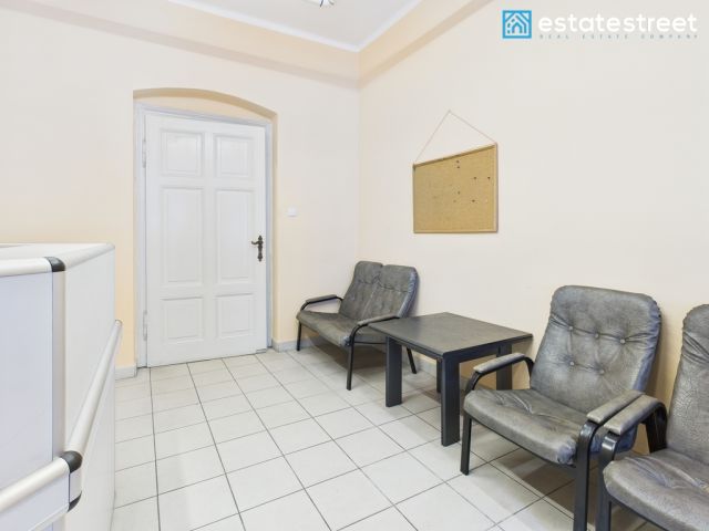 Mieszkanie 4-pokojowe Katowice Śródmieście, ul. Henryka Sienkiewicza. Zdjęcie 3