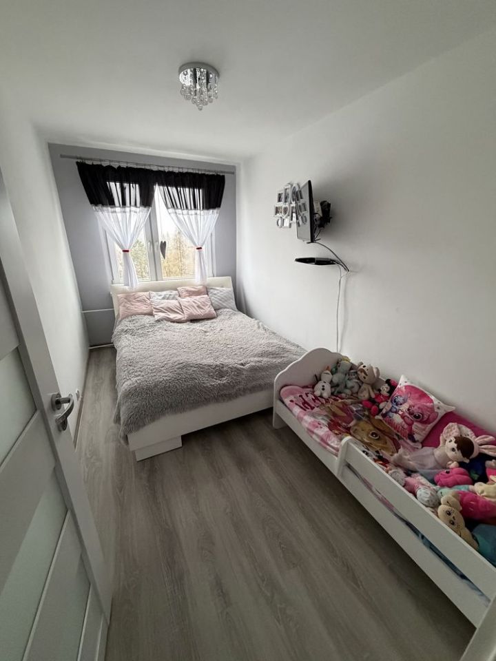 Mieszkanie 3-pokojowe Kamienna Góra. Zdjęcie 3