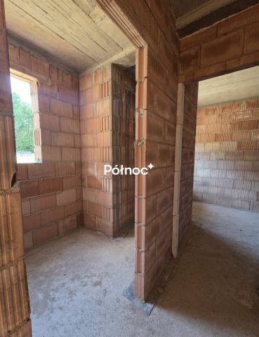 dom wolnostojący, 4 pokoje Kobylec. Zdjęcie 9