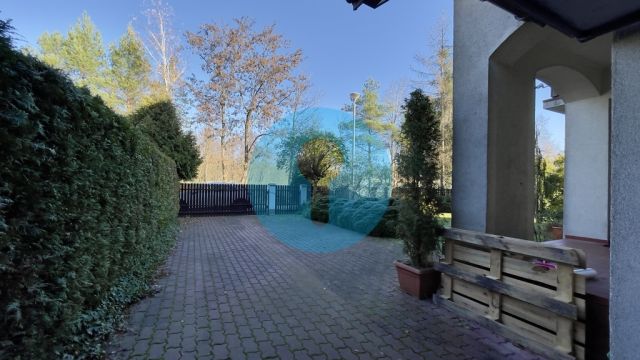 bliźniak, 5 pokoi Bilcza. Zdjęcie 23