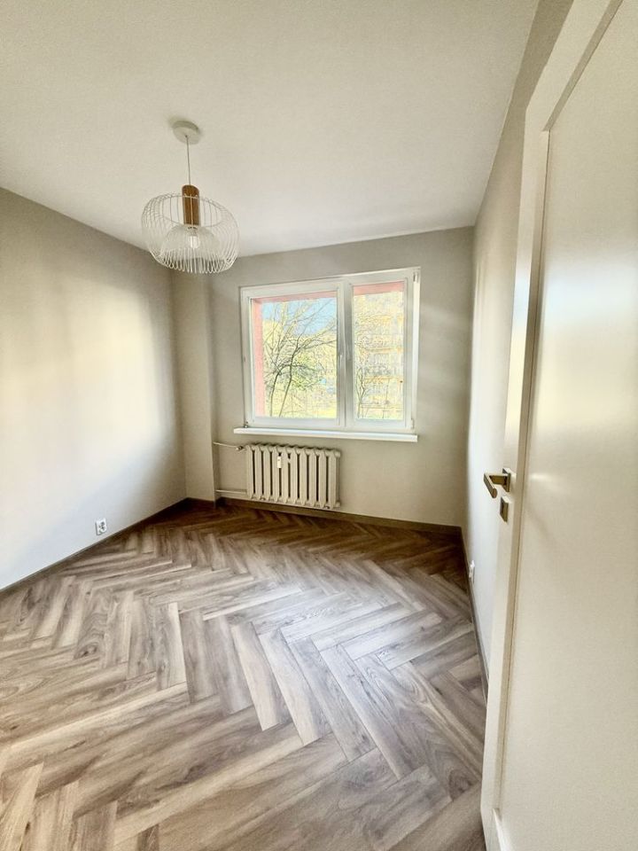 Mieszkanie 3-pokojowe Dąbrowa Górnicza, ul. Marcina Kasprzaka. Zdjęcie 3