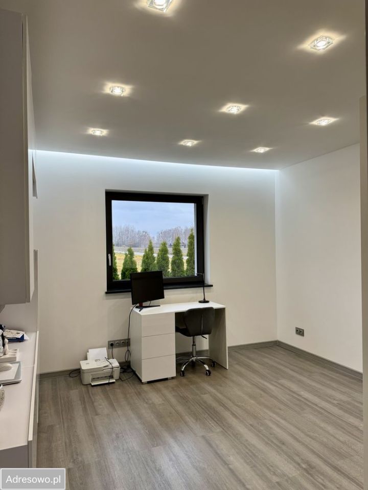 dom wolnostojący, 4 pokoje Kobylice. Zdjęcie 20