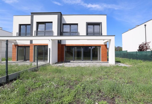 bliźniak, 5 pokoi Łochowo. Zdjęcie 2