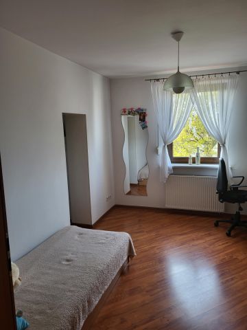 dom wolnostojący, 5 pokoi Landzmierz, ul. Gałczyńskiego. Zdjęcie 14