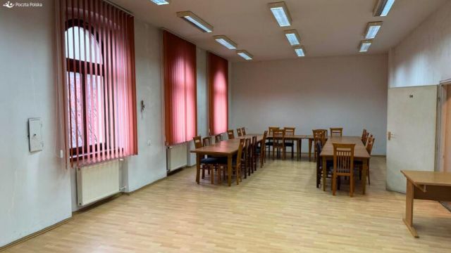 Lokal Świdnica, pl. Grunwaldzki. Zdjęcie 5