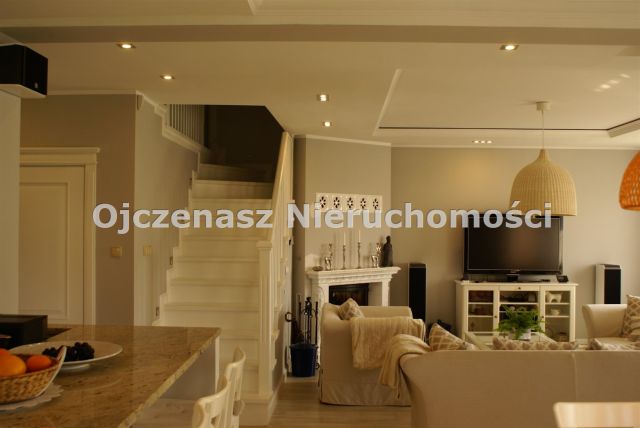 dom wolnostojący, 6 pokoi Niemcz. Zdjęcie 5