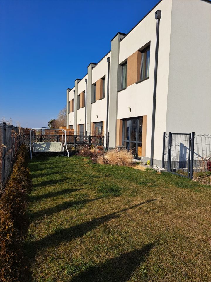 bliźniak, 4 pokoje Siechnice, ul. Bzowa. Zdjęcie 14