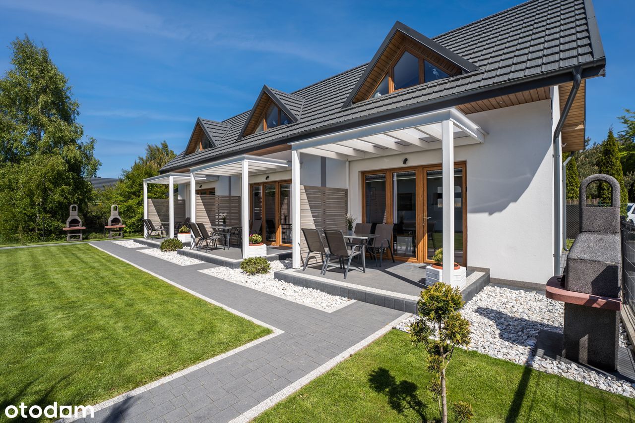 dom wolnostojący, 10 pokoi Jastrzębia Góra, ul. Rysia. Zdjęcie 1