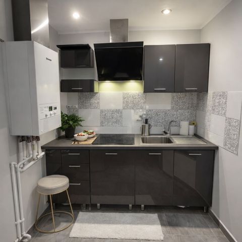 Mieszkanie 2-pokojowe Jelenia Góra. Zdjęcie 3