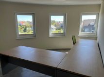 Biuro Szewce, ul. Topolowa. Zdjęcie 3