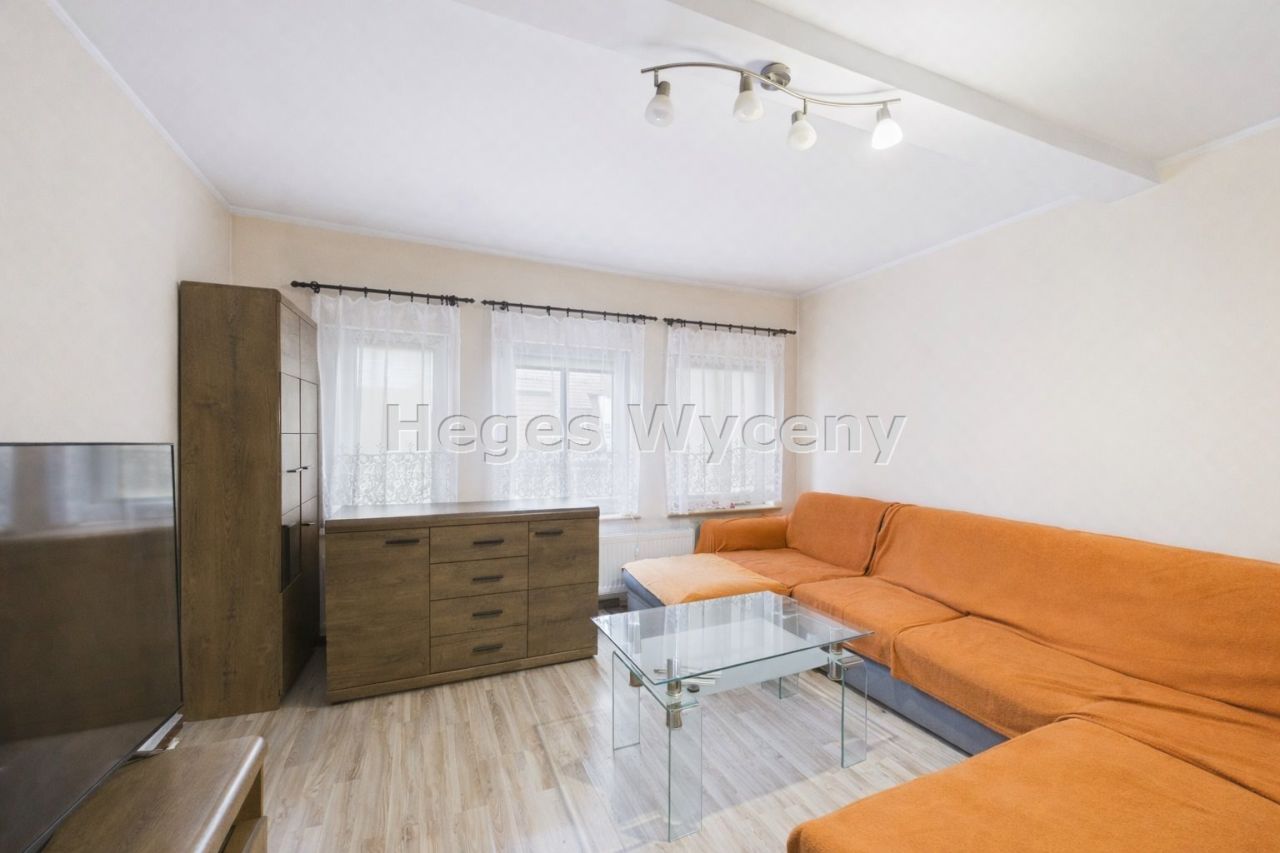 Mieszkanie 3-pokojowe Legnica. Zdjęcie 1