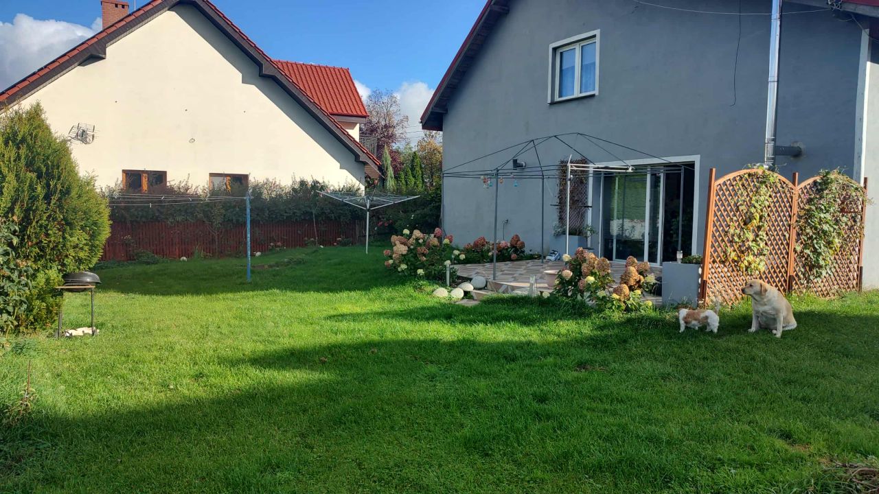 dom wolnostojący, 7 pokoi Wróblowice, ul. Lutyńska. Zdjęcie 2