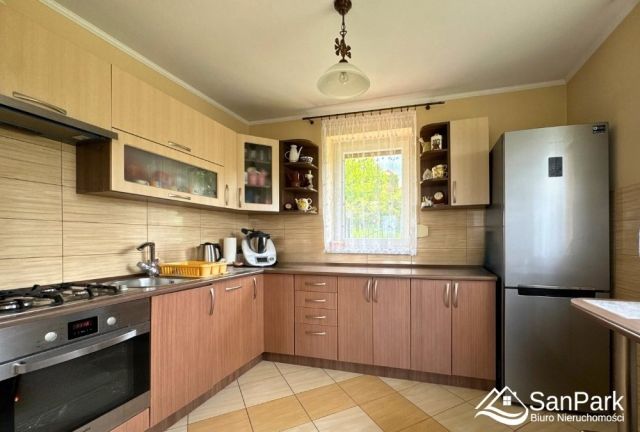 dom wolnostojący, 5 pokoi Lesko. Zdjęcie 9