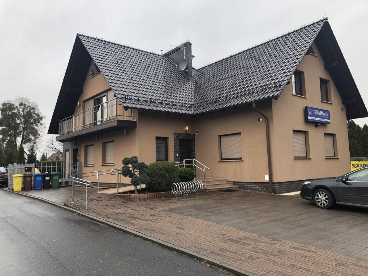 dom wolnostojący, 7 pokoi Kluczbork, Gen. Okulickiego. Zdjęcie 1