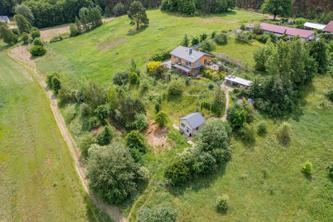 dom wolnostojący, 4 pokoje Wysokie. Zdjęcie 9