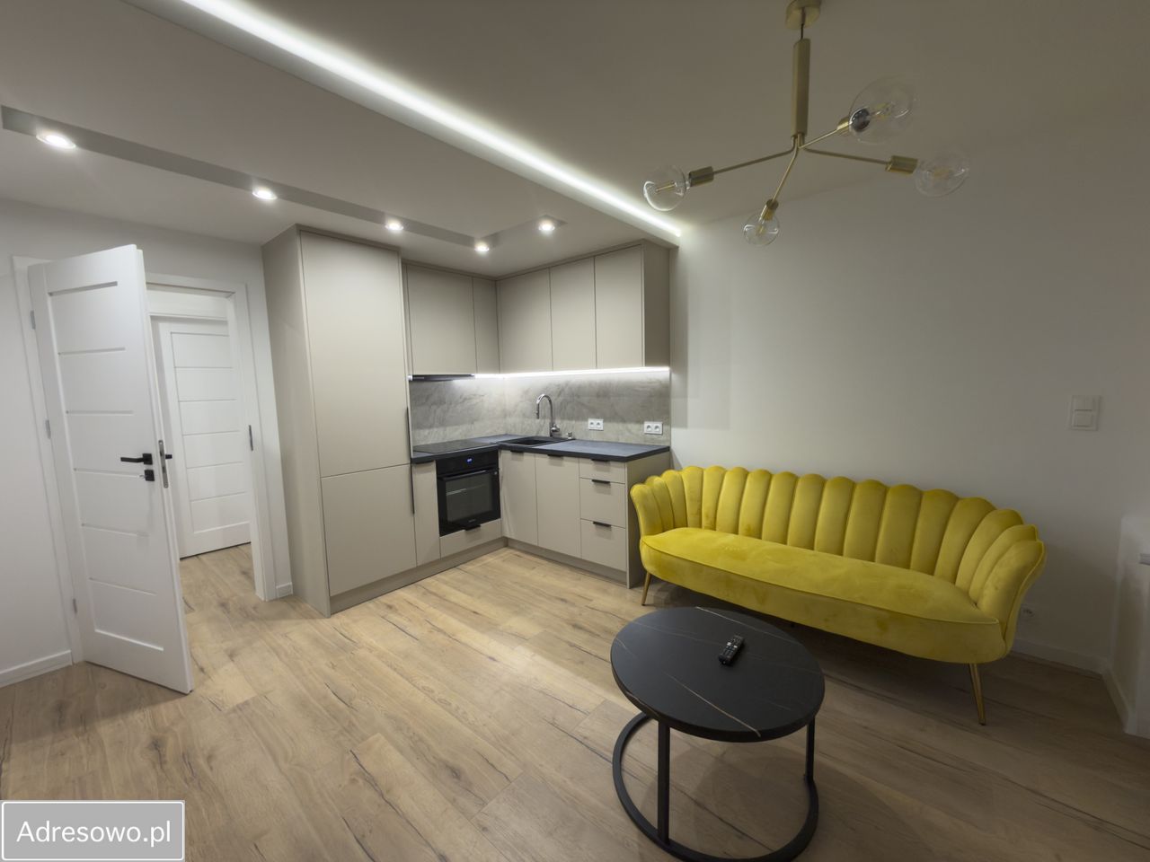 Mieszkanie 3-pokojowe Kraków Nowa Huta, os. Na Stoku. Zdjęcie 3