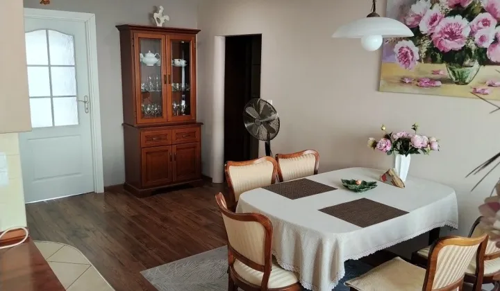 Mieszkanie 3-pokojowe Bielawa, os. XXV-lecia PRL