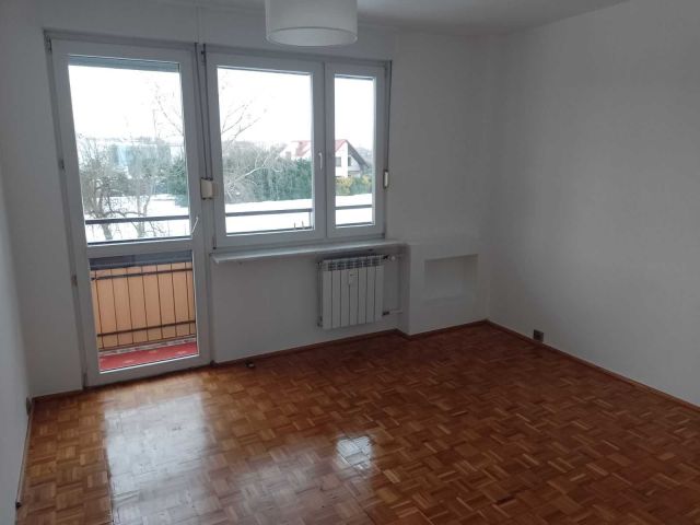 Mieszkanie 3-pokojowe Radom Młodzianów, ul. Świętokrzyska. Zdjęcie 1