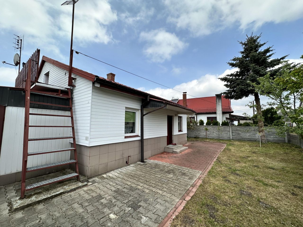 dom wolnostojący, 2 pokoje Komorów Stary Komorów. Zdjęcie 2