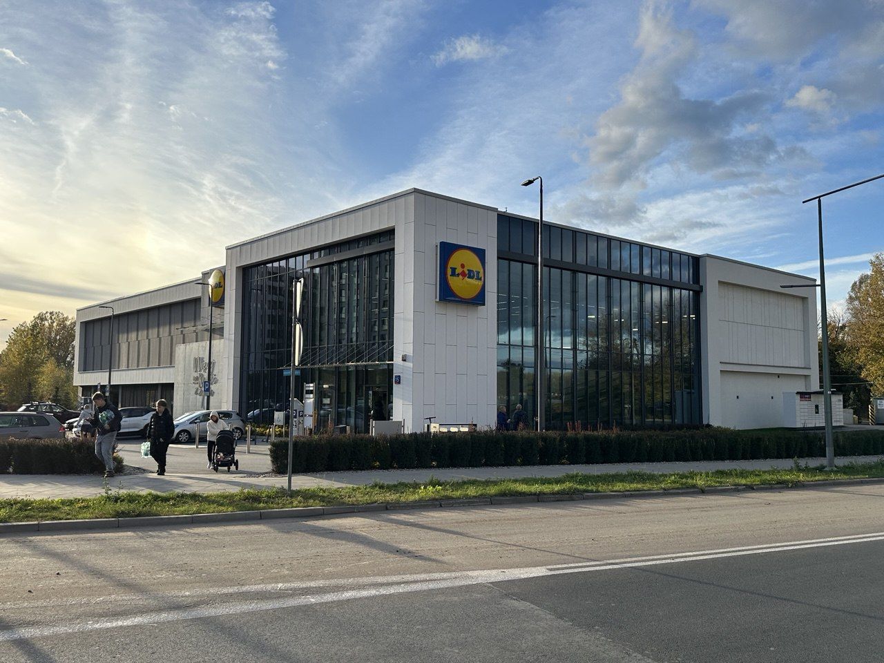 Mieszkanie 4-pokojowe Warszawa Kamionek, ul. Żupnicza. Zdjęcie 2