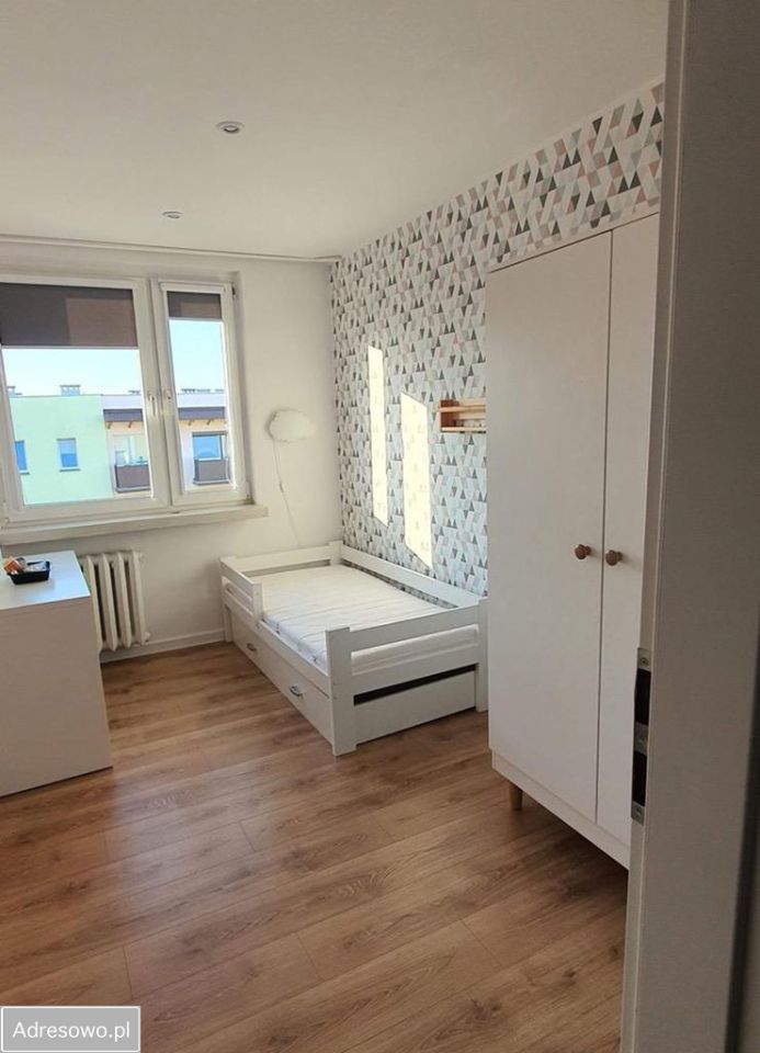 Mieszkanie 3-pokojowe Krapkowice Otmęt, os. XXX-lecia. Zdjęcie 3