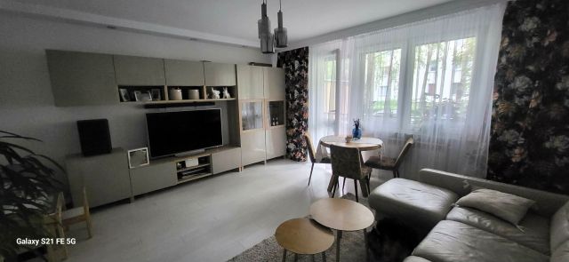 Mieszkanie 2-pokojowe Łódź Chojny, ul. Ogniskowa. Zdjęcie 1