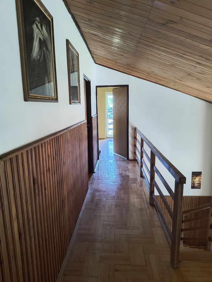 dom wolnostojący, 6 pokoi Kozłów. Zdjęcie 12