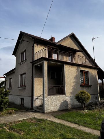dom wolnostojący, 5 pokoi Niepołomice, ul. Stefana Batorego. Zdjęcie 1