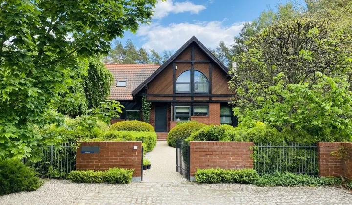 dom wolnostojący, 7 pokoi Dolaszewo, ul. Klonowa