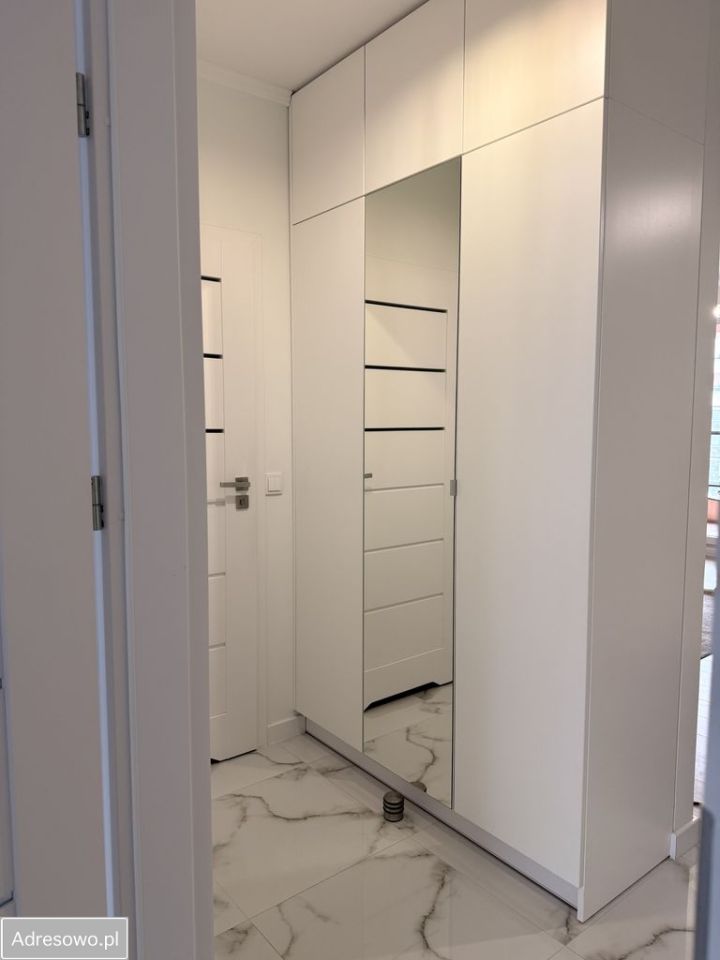 Mieszkanie 3-pokojowe Warszawa Gocław, ul. Motorowa. Zdjęcie 4