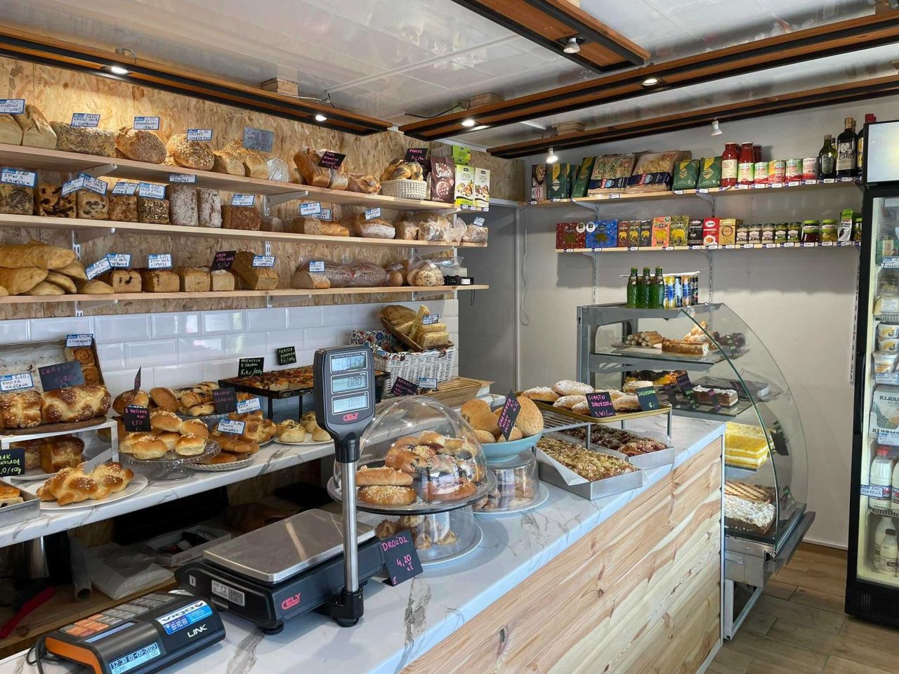 Lokal Wrocław Biskupin. Zdjęcie 3