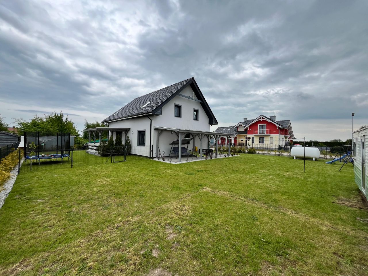 dom wolnostojący, 6 pokoi Międzywodzie. Zdjęcie 2