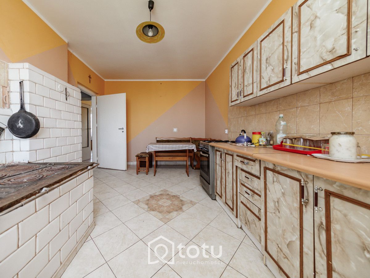 dom wolnostojący, 6 pokoi Mamino. Zdjęcie 13