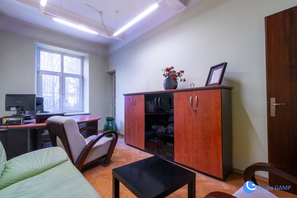 Biuro Kraków, ul. Długa. Zdjęcie 8