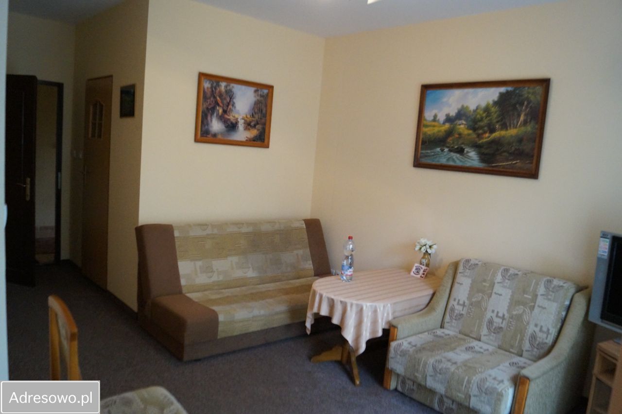 dom wolnostojący, 8 pokoi Wojciechów. Zdjęcie 14