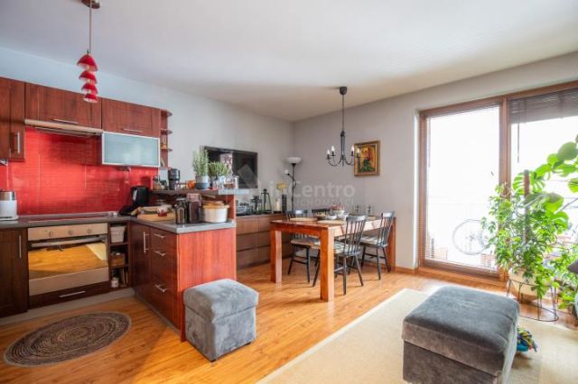 Mieszkanie 3-pokojowe Kraków Dębniki, ul. Lubostroń. Zdjęcie 1