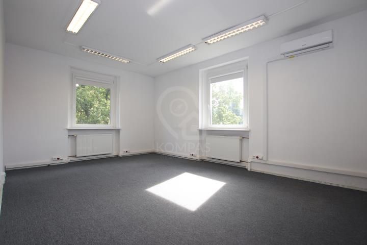 dom wolnostojący, 17 pokoi Wrocław, ul. Krzycka. Zdjęcie 9