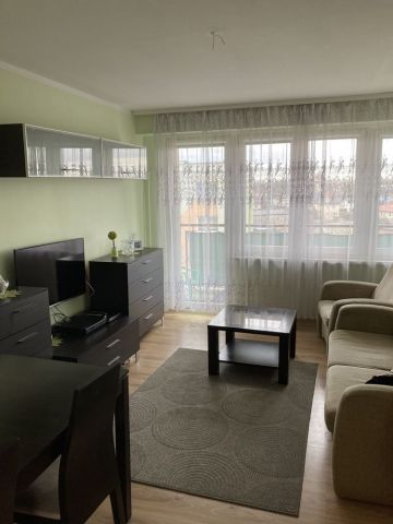 Mieszkanie 3-pokojowe Sławno, ul. Stefana Okrzei. Zdjęcie 1