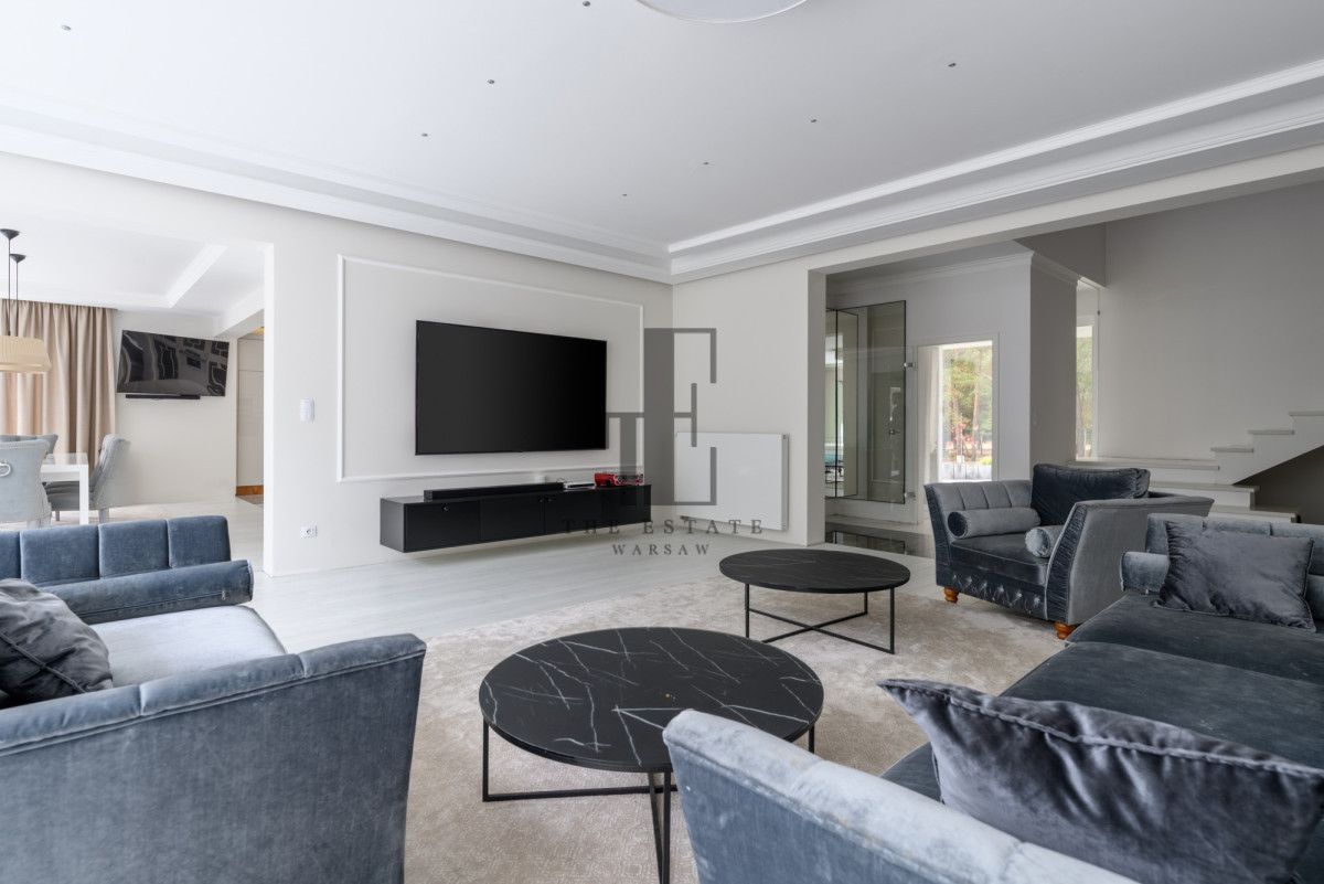 dom wolnostojący, 10 pokoi Famułki Brochowskie. Zdjęcie 14