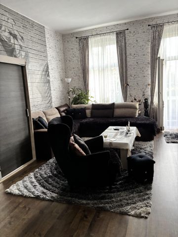 Mieszkanie 4-pokojowe Szczecin Centrum, ul. marsz. Józefa Piłsudskiego. Zdjęcie 1