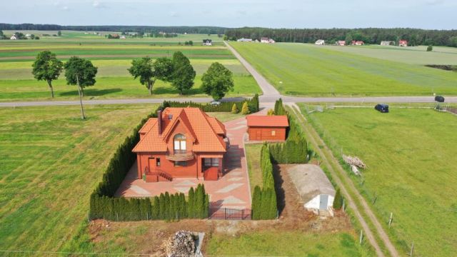 dom wolnostojący, 5 pokoi Czerwone. Zdjęcie 4