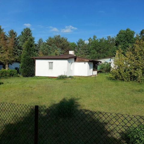 dom letniskowy Sokolniki-Las, ul. Graniczna. Zdjęcie 1