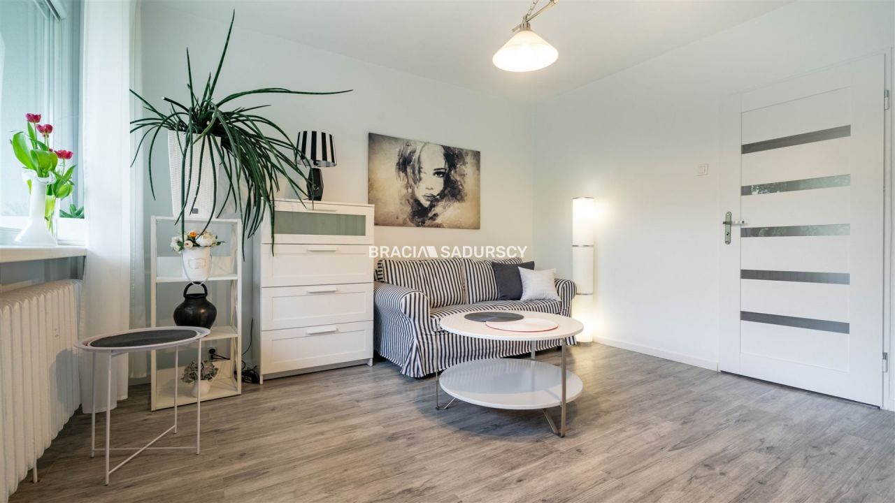 Mieszkanie 2-pokojowe Kraków Bieżanów, ul. Heleny. Zdjęcie 3