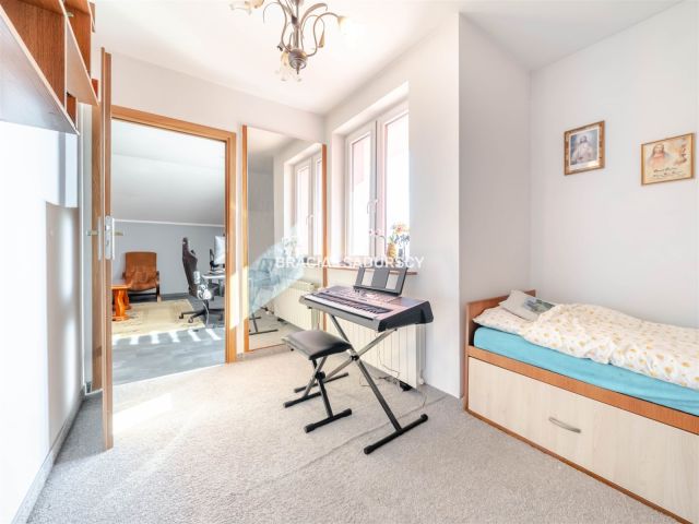 bliźniak, 6 pokoi Pawlikowice. Zdjęcie 12