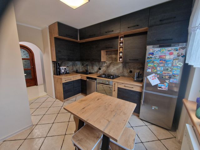 Mieszkanie 3-pokojowe Rożnów. Zdjęcie 1